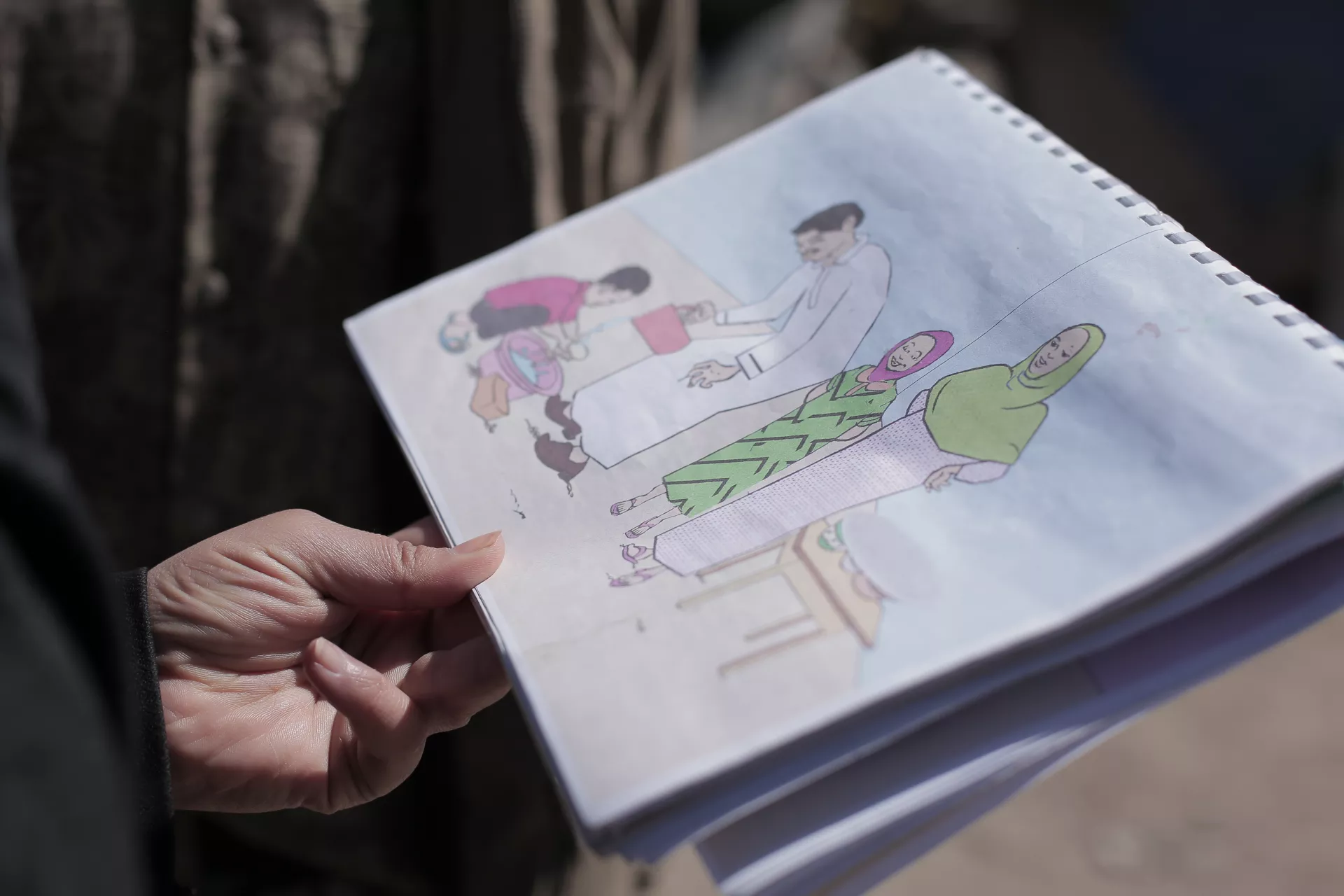 Information materials for communities around safe water storage. This is a vital aspect of behaviour change campaigns aimed at tackling disease outbreak in communities across Yemen.