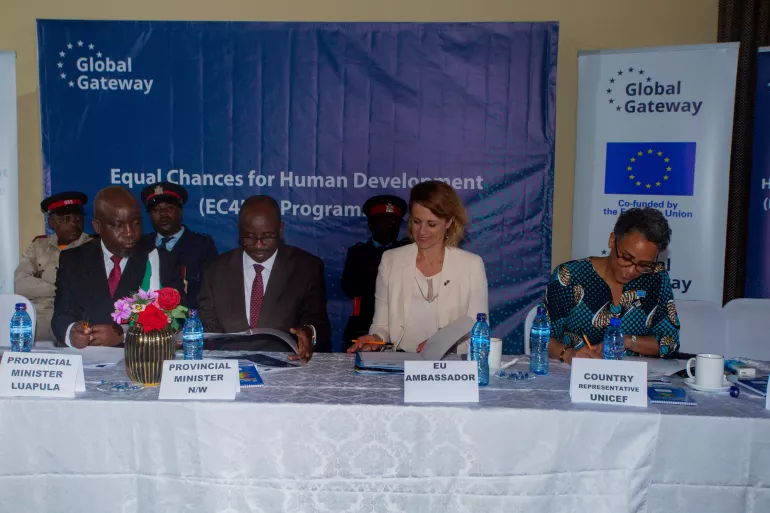 Provincial Minister for Luapula Province (L), Provincial Minister for North-Western Province, European Union Ambassador and UNICEF Country Representative at the launch event in Solwezi.
